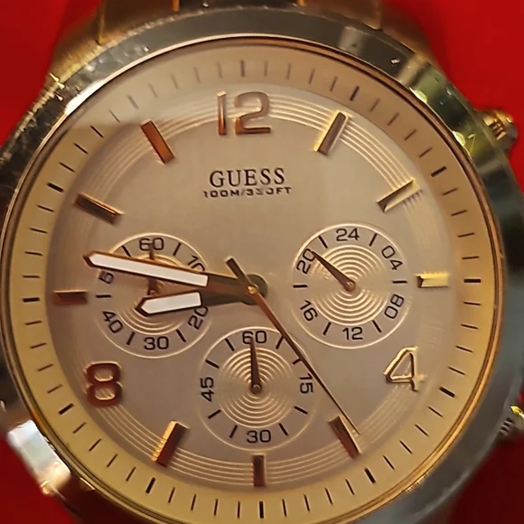 Men's Guess Watch - Picture 5 of 13